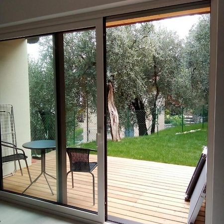 לימונה סול גרדה La Casa Sul Lago Apartments - Lemon Tree Apartment מראה חיצוני תמונה